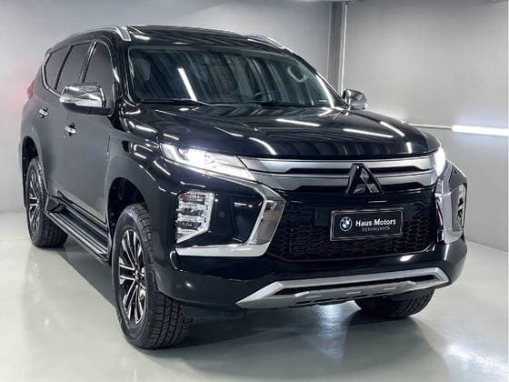 Carro 2.4 16V MIVEC TURBO DIESEL HPE AWD AUTOMÁTICO