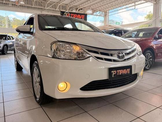 Carro 1.5 XLS SEDAN 16V FLEX 4P AUTOMÁTICO