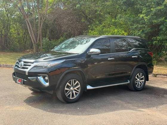 Carro 2.8 SRX 4X4 CD 16V DIESEL 4P AUTOMÁTICO