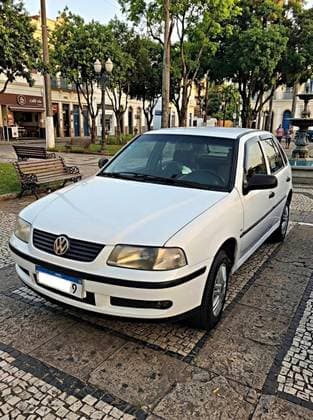 Carro 1.0 MI 16V GASOLINA 4P MANUAL G.III