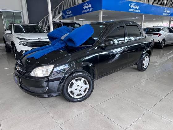 Carro 1.0 MPFI LS 8V FLEX 4P MANUAL