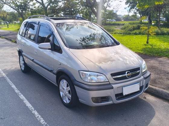 Carro 2.0 MPFI ELITE 16V GASOLINA 4P MANUAL
