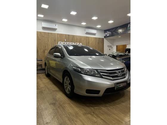 Carro 1.5 LX 16V FLEX 4P MANUAL