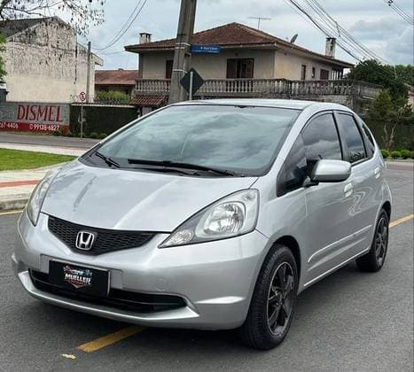 Carro 1.4 DX 16V FLEX 4P AUTOMÁTICO