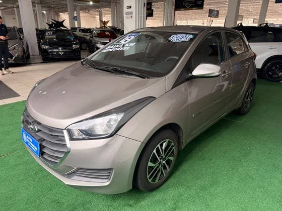 Carro 1.6 COMFORT PLUS 16V FLEX 4P MANUAL