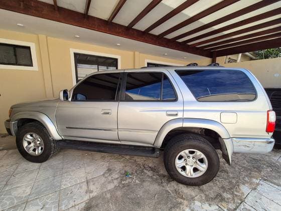 Carro 3.0 4X4 8V TURBO DIESEL 4P MANUAL