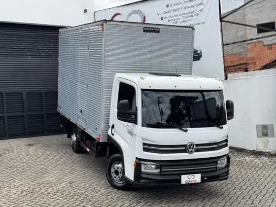 Carro 2.8 TURBO DIESEL CHASSI 4X2 MANUAL