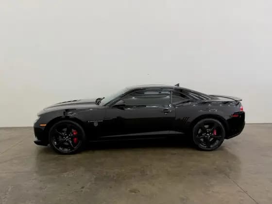 Carro 6.2 SS COUPÉ V8 GASOLINA 2P AUTOMÁTICO