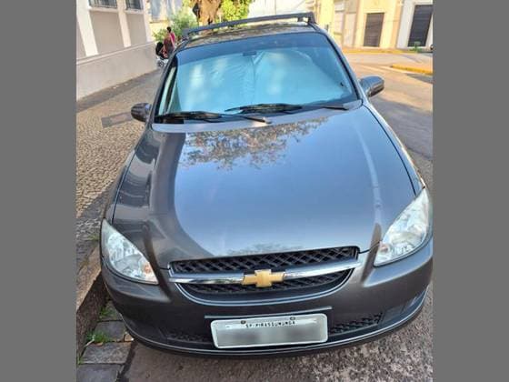 Carro 1.0 MPFI LS 8V FLEX 4P MANUAL