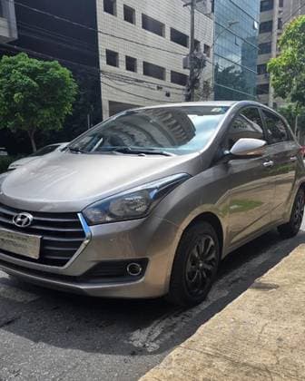 Carro 1.0 COMFORT PLUS 12V TURBO FLEX 4P MANUAL