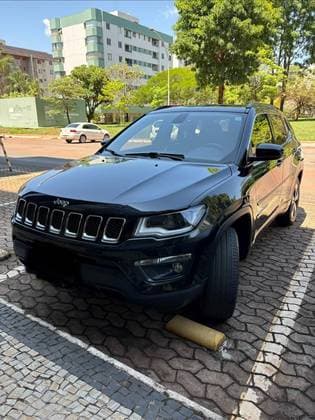 Carro 2.0 16V DIESEL LONGITUDE 4X4 AUTOMÁTICO