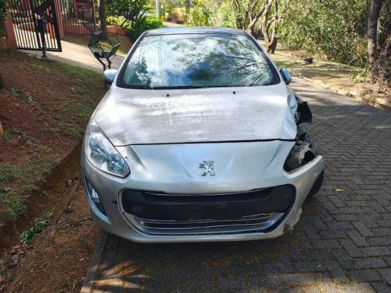 Carro 1.6 ACTIVE 16V FLEX 4P MANUAL