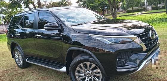 Carro 2.8 D-4D TURBO DIESEL SRX 7L 4X4 AUTOMÁTICO