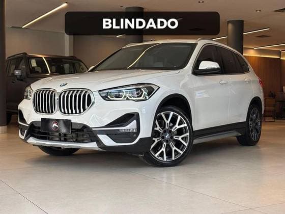 Carro 2.0 16V TURBO ACTIVEFLEX SDRIVE20I X-LINE 4P AUTOMÁTICO
