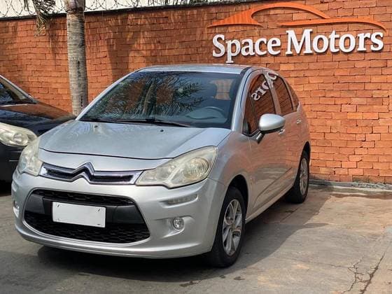 Carro 1.5 ATTRACTION 8V FLEX 4P MANUAL