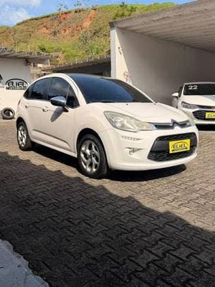 Carro 1.6 VTI 120 FLEX EXCLUSIVE EAT6