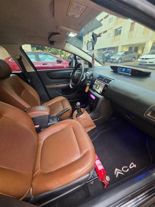 Carro 1.6 GLX 16V FLEX 4P MANUAL