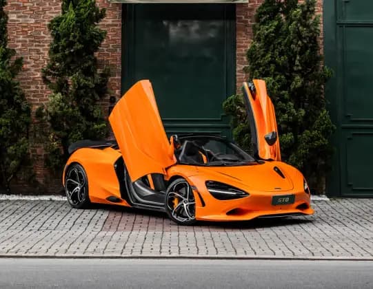 Carro 4.0 V8 TURBO GASOLINA SPIDER SSG