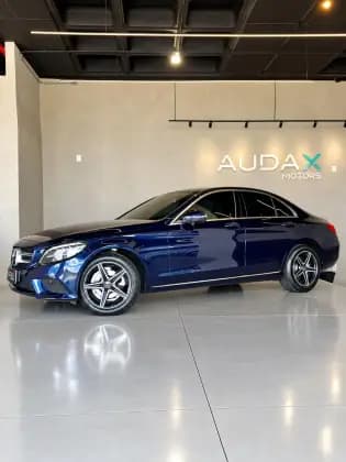 Carro 1.6 CGI FLEX AVANTGARDE 9G-TRONIC