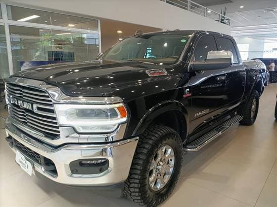 Carro 6.7 I6 TURBO DIESEL LARAMIE CD 4X4 AUTOMÁTICO
