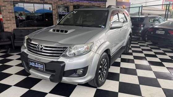 Carro 2.7 SR 4X2 CD 16V FLEX 4P AUTOMÁTICO