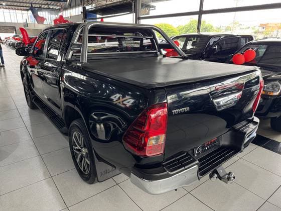 Carro 2.8 SRX 4X4 CD 16V DIESEL 4P AUTOMÁTICO