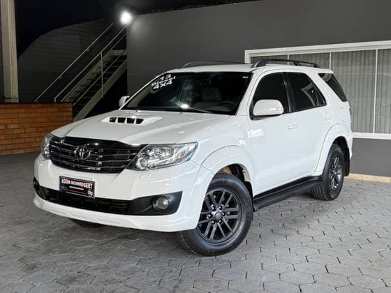 Carro 3.0 SRV 4X4 16V TURBO INTERCOOLER DIESEL 4P AUTOMÁTICO