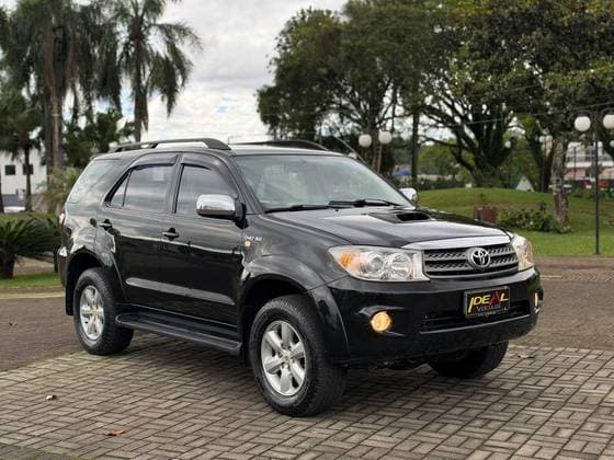 Carro 3.0 SRV 4X4 7 LUGARES 16V TURBO INTERCOOLER DIESEL 4P AUTOMÁTICO