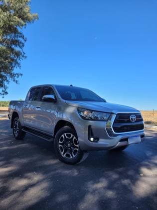 Carro 2.8 D-4D TURBO DIESEL CD SRV 4X4 AUTOMÁTICO