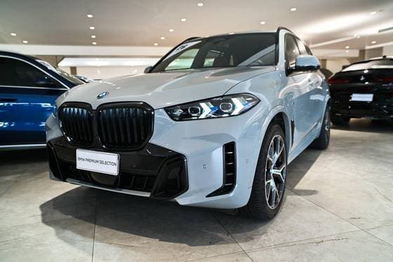 Carro 3.0 I6 TURBO HÍBRIDO XDRIVE50E M SPORT AUTOMÁTICO