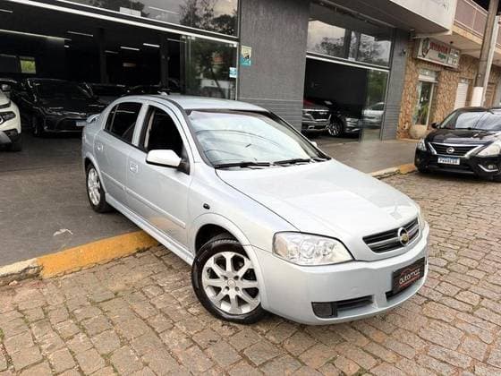 Carro 2.0 MPFI ADVANTAGE 8V FLEX 4P MANUAL