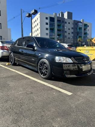 Carro 2.0 MPFI ADVANTAGE 8V FLEX 4P MANUAL