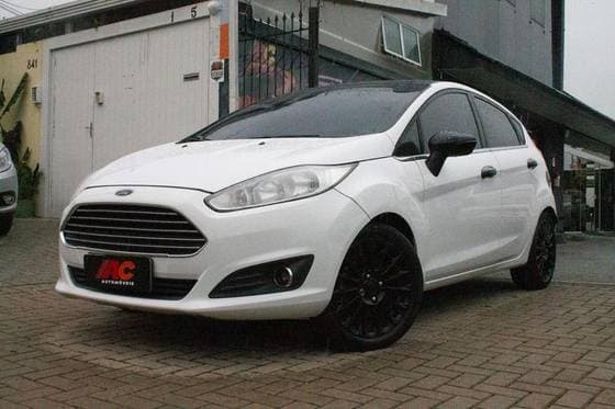 Carro 1.6 TITANIUM HATCH 16V FLEX 4P POWERSHIFT