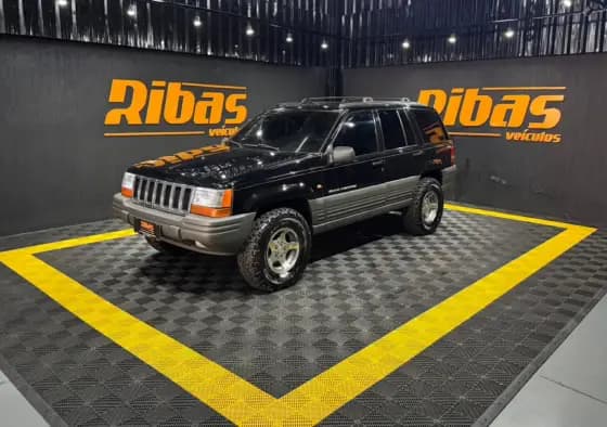 Carro 4.0 LAREDO 4X4 6I 12V GASOLINA 4P AUTOMÁTICO
