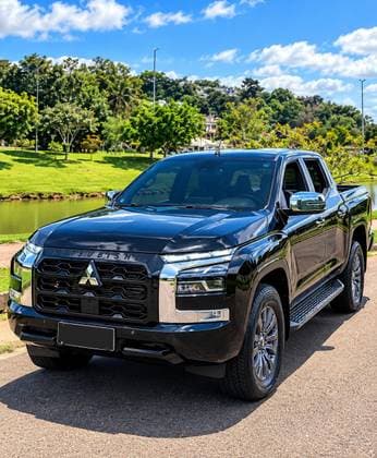 Carro 2.4 BITURBO DIESEL CD HPE-S 4X4 AUTOMÁTICO