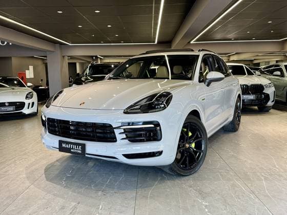 Carro 3.0 V6 E-HYBRID AWD TIPTRONIC S