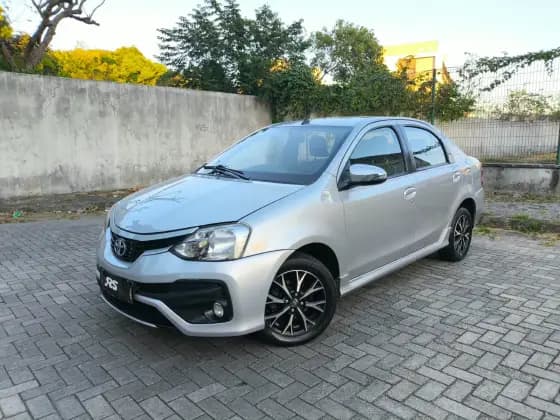 Carro 1.5 XLS SEDAN 16V FLEX 4P AUTOMÁTICO
