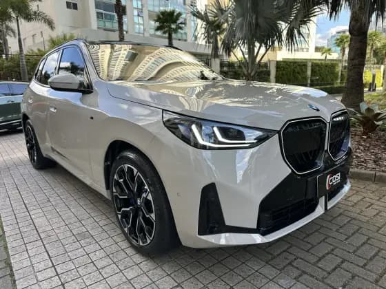 Carro 2.0 TWINPOWER MHEV XDRIVE30I M SPORT STEPTRONIC