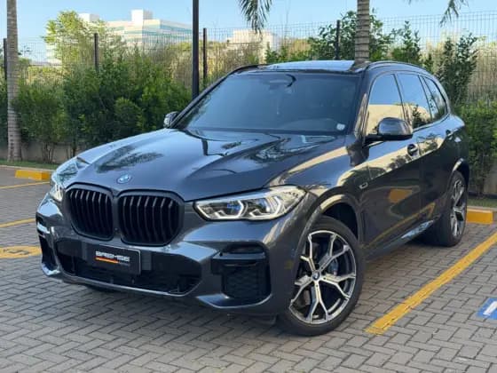 Carro 3.0 I6 TURBO HÍBRIDO XDRIVE45E M SPORT AUTOMÁTICO