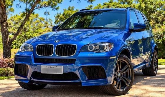 Carro 4.4 M V8 32V BI-TURBO GASOLINA 4P AUTOMATICO