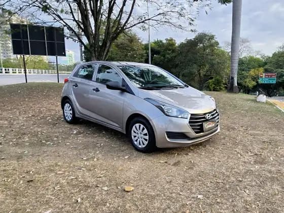 Carro 1.0 COMFORT 12V FLEX 4P MANUAL