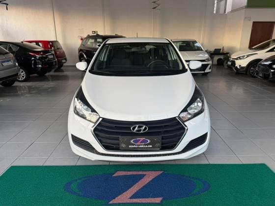 Carro 1.0 COMFORT PLUS 12V TURBO FLEX 4P MANUAL