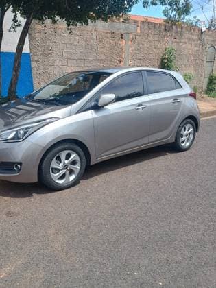 Carro 1.6 PREMIUM 16V FLEX 4P AUTOMÁTICO