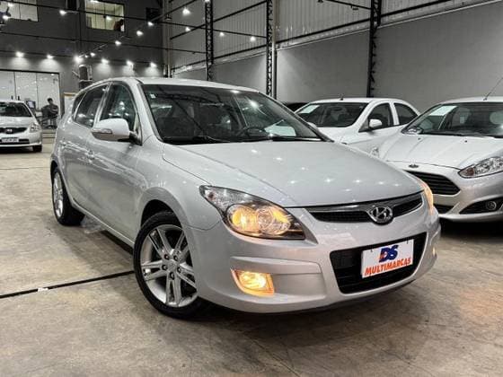 Carro 2.0 MPFI GLS 16V GASOLINA 4P MANUAL