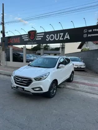 Carro 2.0 MPFI GL 16V FLEX 4P AUTOMÁTICO