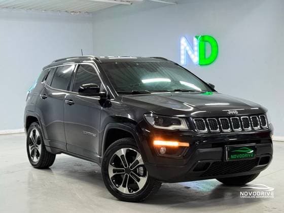 Carro 2.0 16V DIESEL LONGITUDE 4X4 AUTOMÁTICO