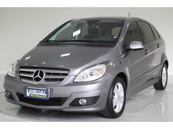 Carro 1.7 8V GASOLINA 4P AUTOMÁTICO