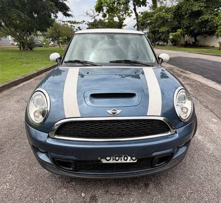 Carro 1.6 SALT 16V GASOLINA 2P AUTOMÁTICO
