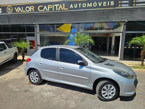 Carro 1.4 XR 8V FLEX 4P MANUAL