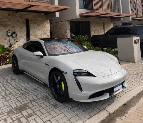 Carro TURBO ELÉTRICO